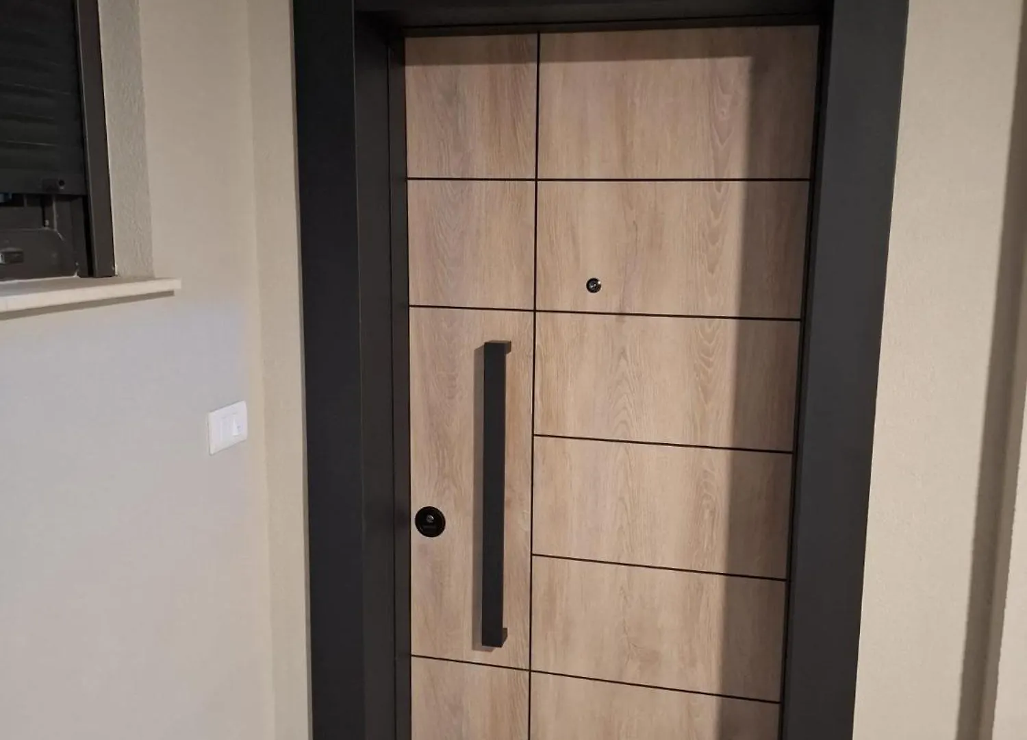 Modern 2-Bedroom Apartment Near The Beach Pula